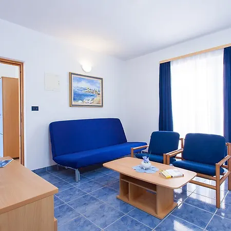 Apartman Brioni I *